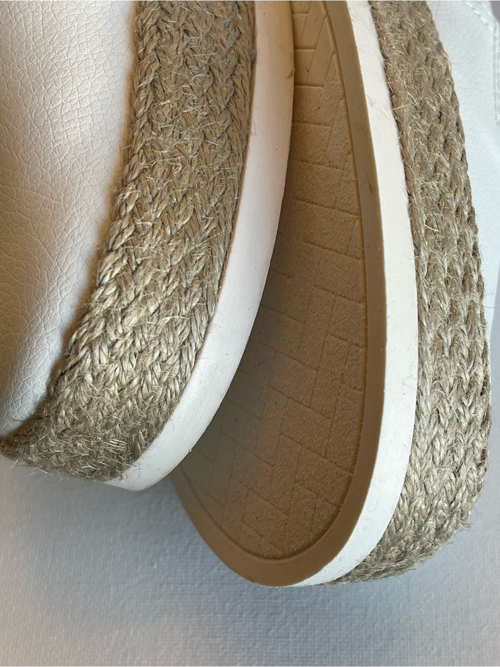 NIB GIANI BERNINI MEMORY FOAM SLIP ON ESPADRILLES WHITE WOMENS SIZE 8 - Picture 10 of 17